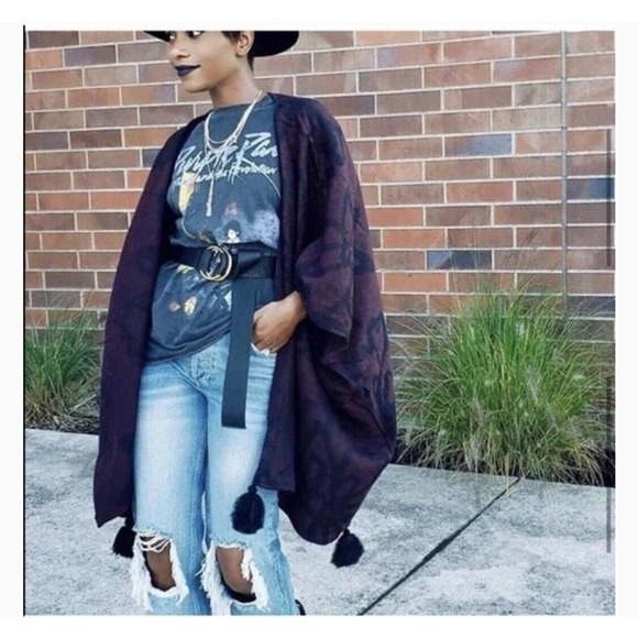 Cleobella Burgundy Sevigny Capelet Poncho Cape Wrap Tassels OSFM - Picture 13 of 13